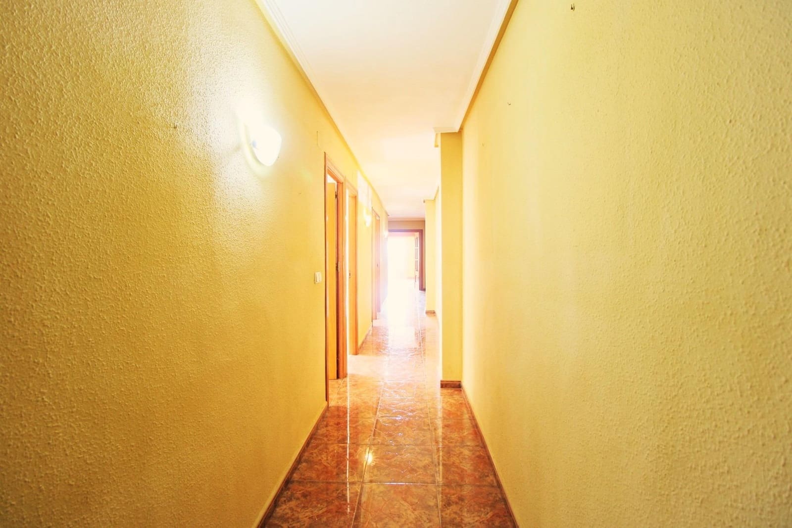 3 sovrum Lägenhet till salu i Torrevieja - 239 000 € (Ref: 9963150)