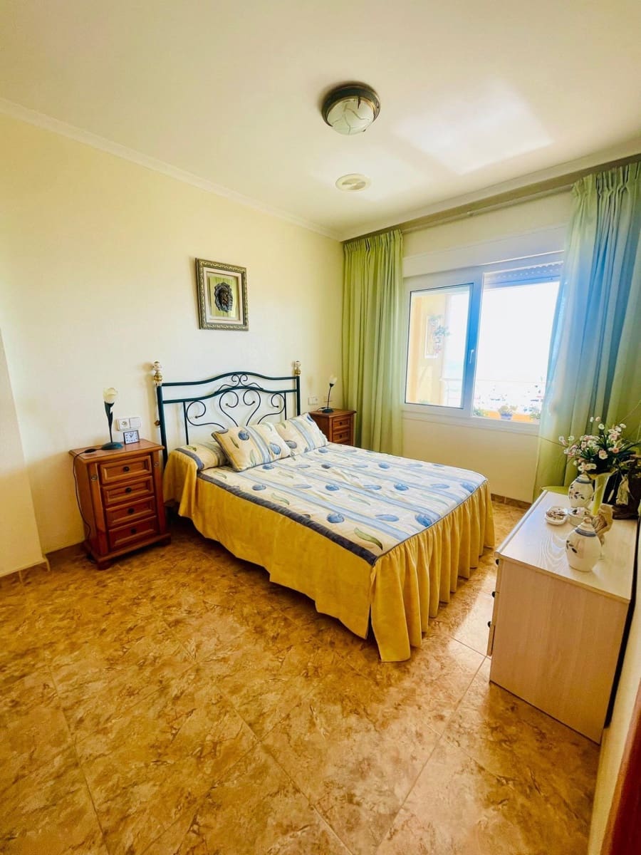 3 sovrum Lägenhet till salu i Torrevieja - 390 000 € (Ref: 9963159)