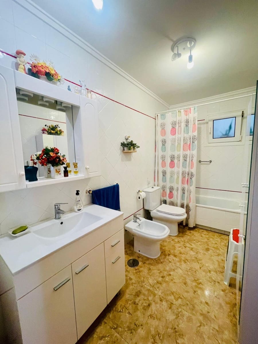 3 sovrum Lägenhet till salu i Torrevieja - 390 000 € (Ref: 9963159)