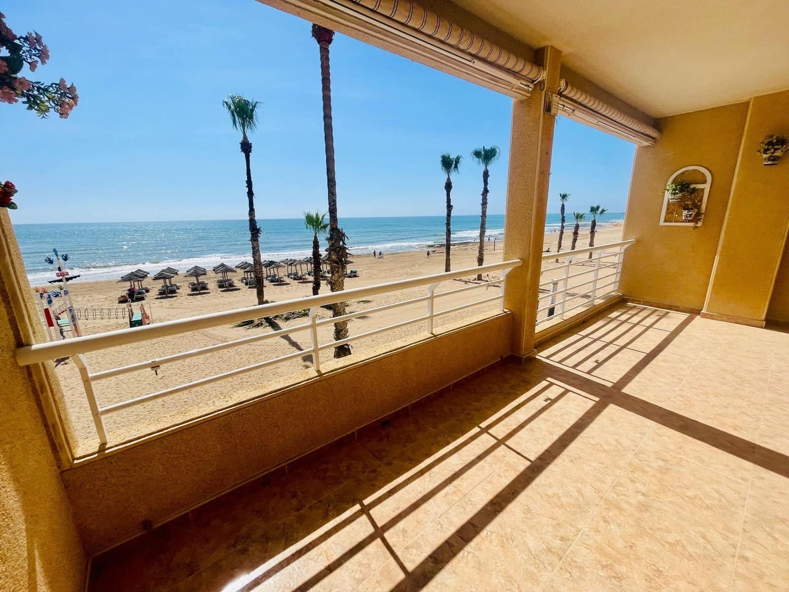 3 sovrum Lägenhet till salu i Torrevieja - 390 000 € (Ref: 9963159)