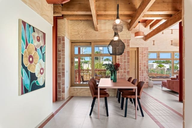 Chalet de 3 habitaciones en Pinar de Campoverde, Pilar de la Horadada en venta con garaje - 2.750.000 € (Ref: 9963161)