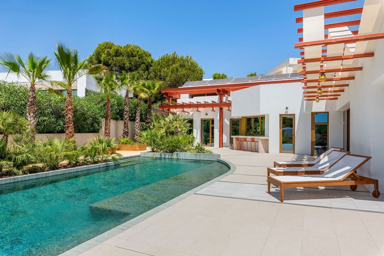 Chalet de 3 habitaciones en Pinar de Campoverde en venta con garaje - 2.750.000 € (Ref: 9963161)