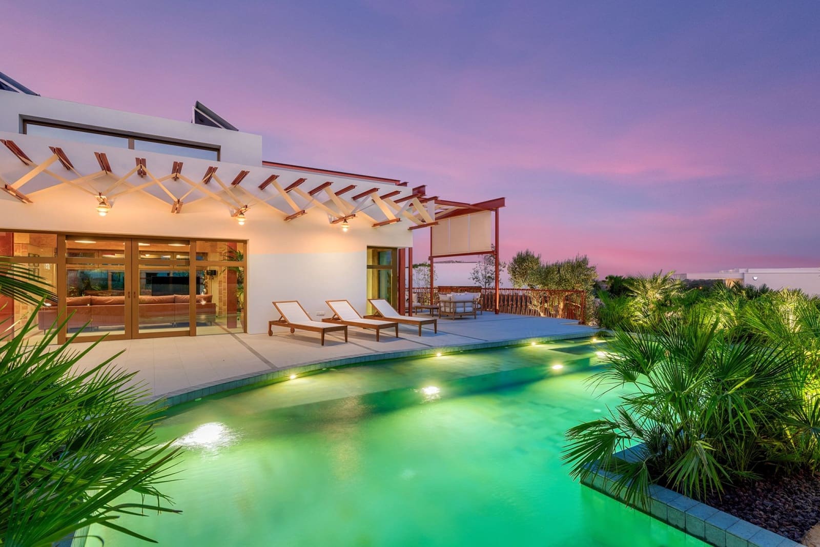 Chalet de 3 habitaciones en Pinar de Campoverde en venta con garaje - 2.750.000 € (Ref: 9963161)