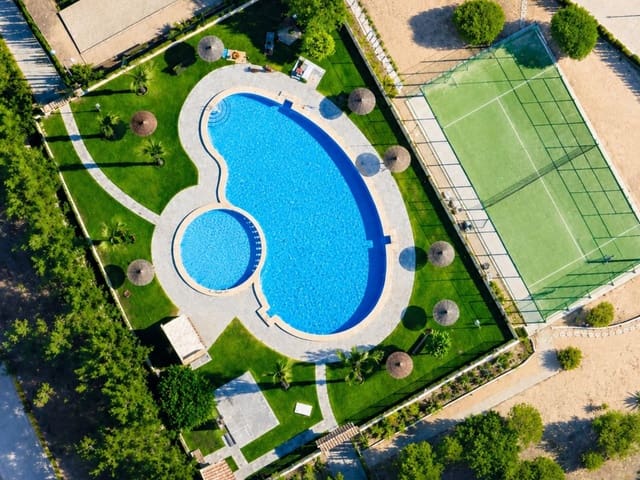 Casa de 6 habitaciones en Los Altos en venta con piscina - 280.000 € (Ref: 9963169)