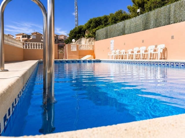3 soverom Hus til salgs i La Zenia, Orihuela med svømmebasseng - € 279 900 (Ref: 9963170)