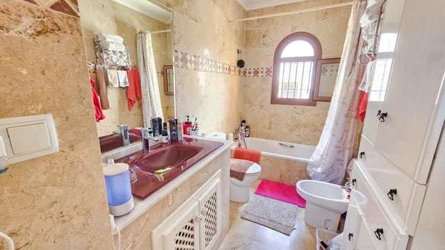 2 sovrum Hus till salu i Orihuela Costa, Orihuela med pool - 239 000 € (Ref: 9963184)