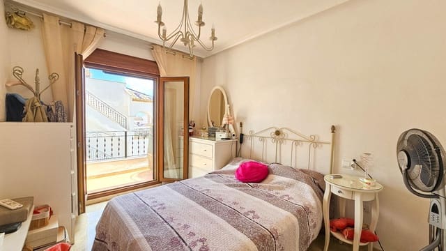 2 sovrum Hus till salu i Orihuela Costa, Orihuela med pool - 239 000 € (Ref: 9963184)