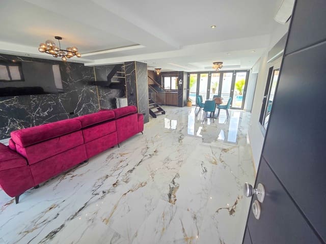 5 slaapkamer Halfvrijstaande villa te koop in Los Urrutias, Cartagena - € 499.000 (Ref: 9963189)