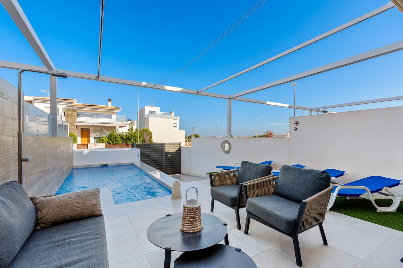 4 bedroom Villa for sale in La Marquesa with pool - € 369,000 (Ref: 9963195)