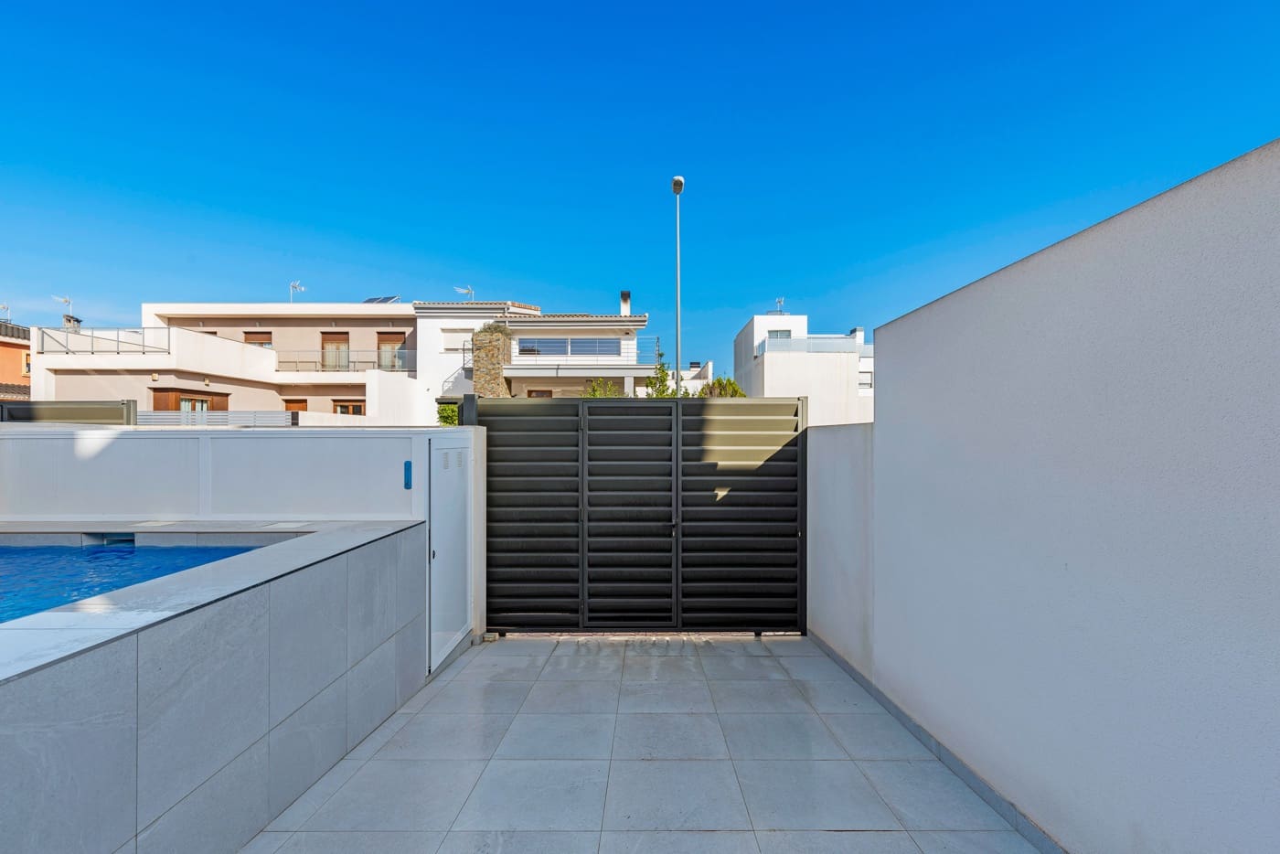 4 bedroom Villa for sale in La Marquesa with pool - € 369,000 (Ref: 9963195)