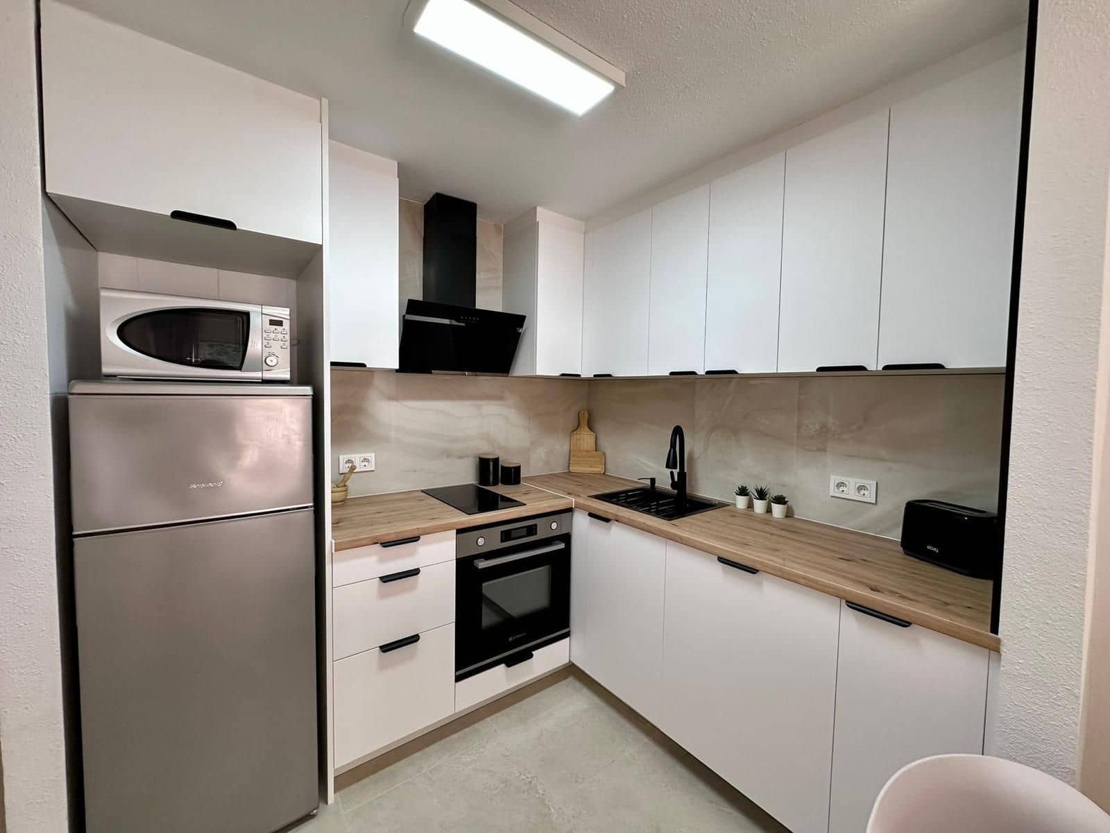 2 soverom Leilighet til salgs i Torrevieja - € 189 900 (Ref: 9973418)