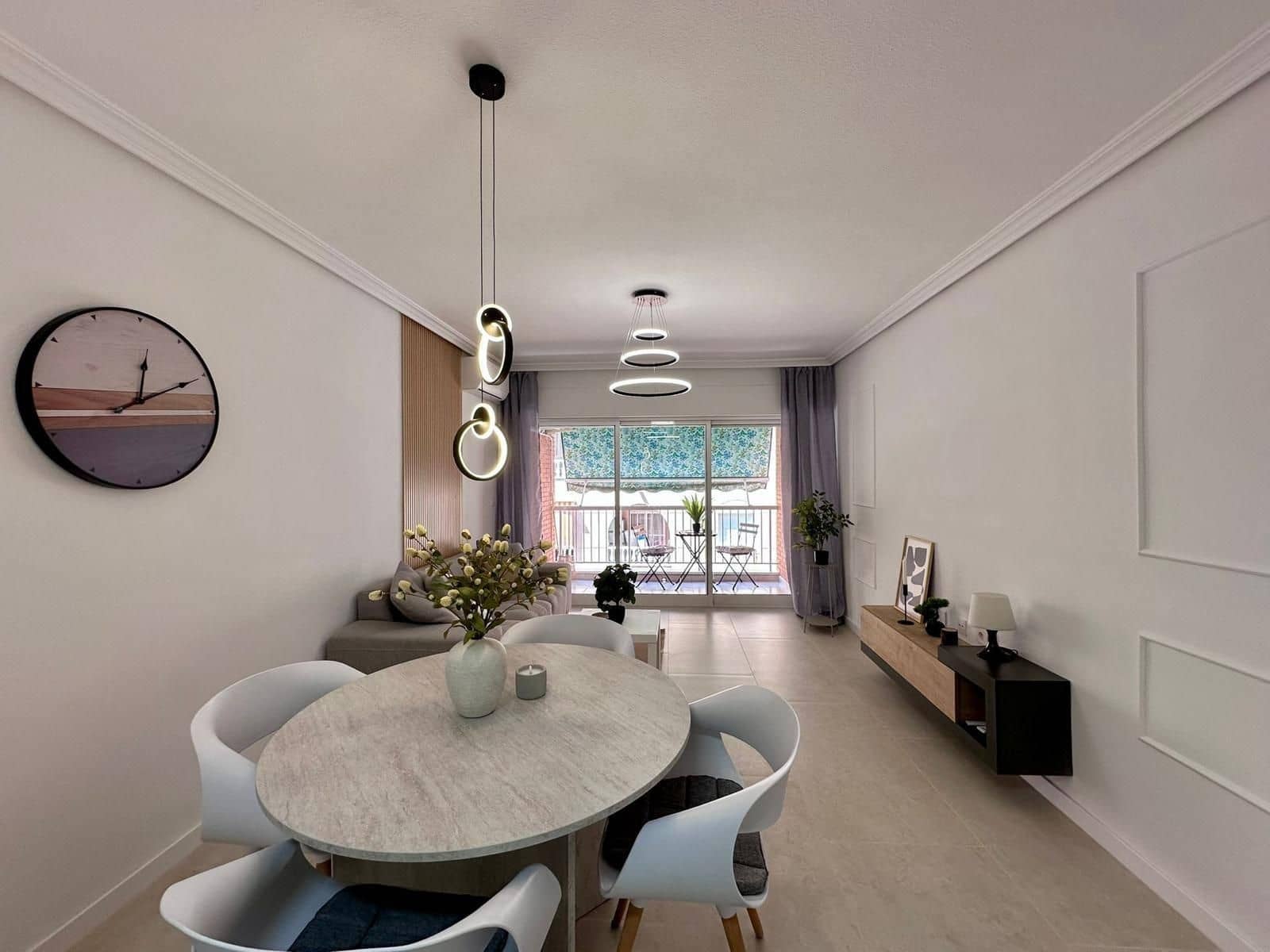 2 soverom Leilighet til salgs i Torrevieja - € 189 900 (Ref: 9973418)