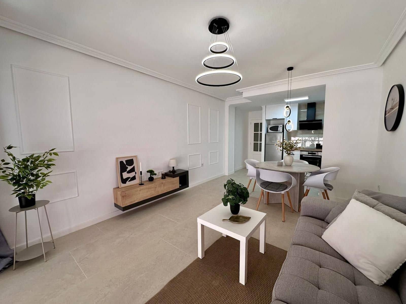 2 soverom Leilighet til salgs i Torrevieja - € 189 900 (Ref: 9973418)