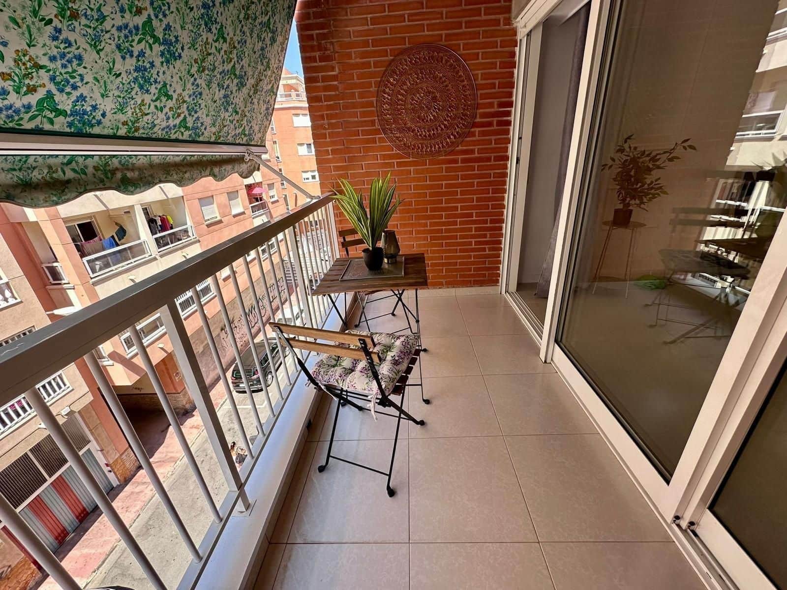 2 soverom Leilighet til salgs i Torrevieja - € 189 900 (Ref: 9973418)