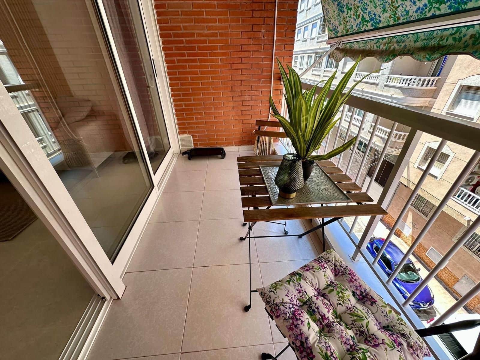 2 soverom Leilighet til salgs i Torrevieja - € 189 900 (Ref: 9973418)