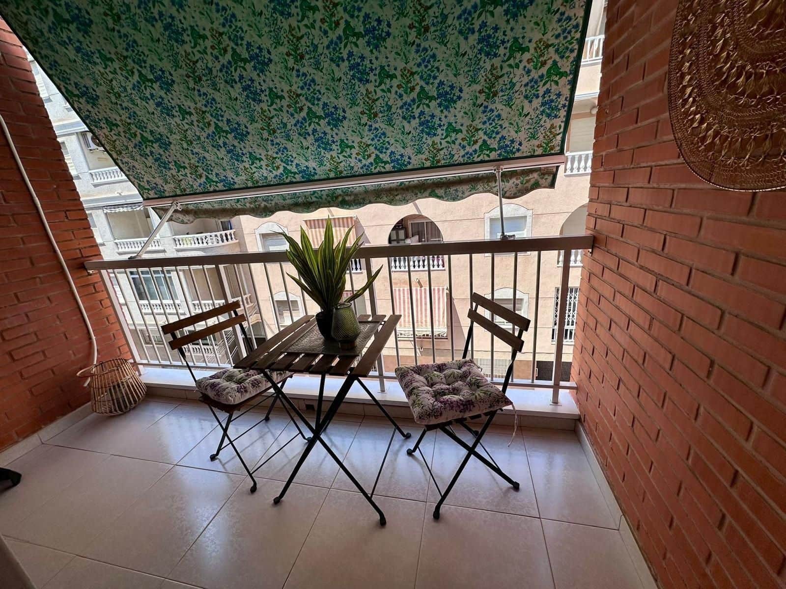 2 soverom Leilighet til salgs i Torrevieja - € 189 900 (Ref: 9973418)