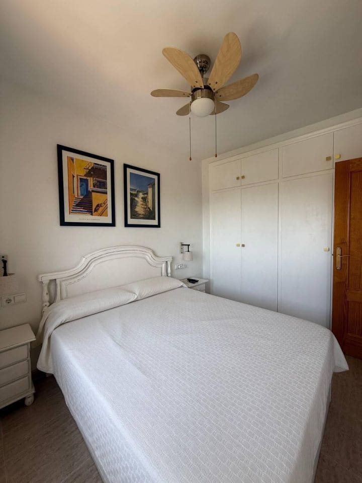 2 soveværelse Lejlighed til salg i Campoamor med swimmingpool - € 295.000 (Ref: 9973419)