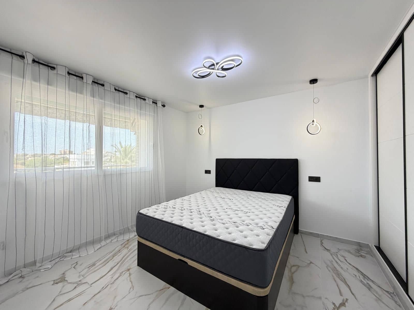 1 soveværelse Lejlighed til salg i La Zenia - € 190.000 (Ref: 9973420)