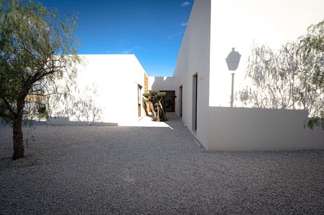 4 soveværelse Villa til salg i La Marquesa, Rojales - € 1.590.000 (Ref: 9983094)