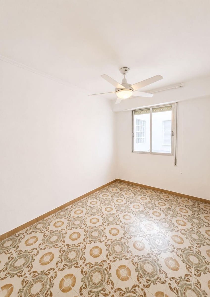 3 soveværelse Lejlighed til salg i Torrevieja med swimmingpool - € 349.000 (Ref: 9983095)