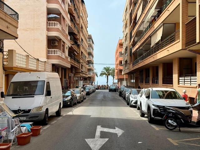 3 soveværelse Penthouse til salg i Torrevieja - € 199.900 (Ref: 9983096)