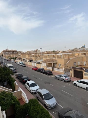 Apartamento de 2 habitaciones en Centro, Torrevieja en venta con piscina - 156.900 € (Ref: 9983097)