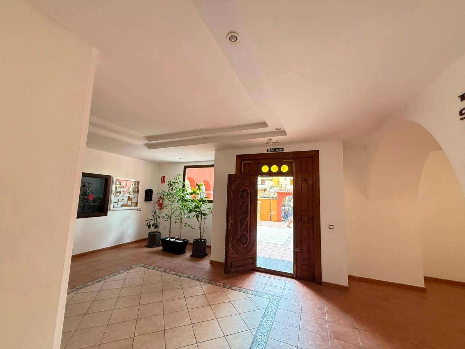 3 slaapkamer Appartement te koop in Torrevieja met zwembad - € 329.000 (Ref: 9983098)