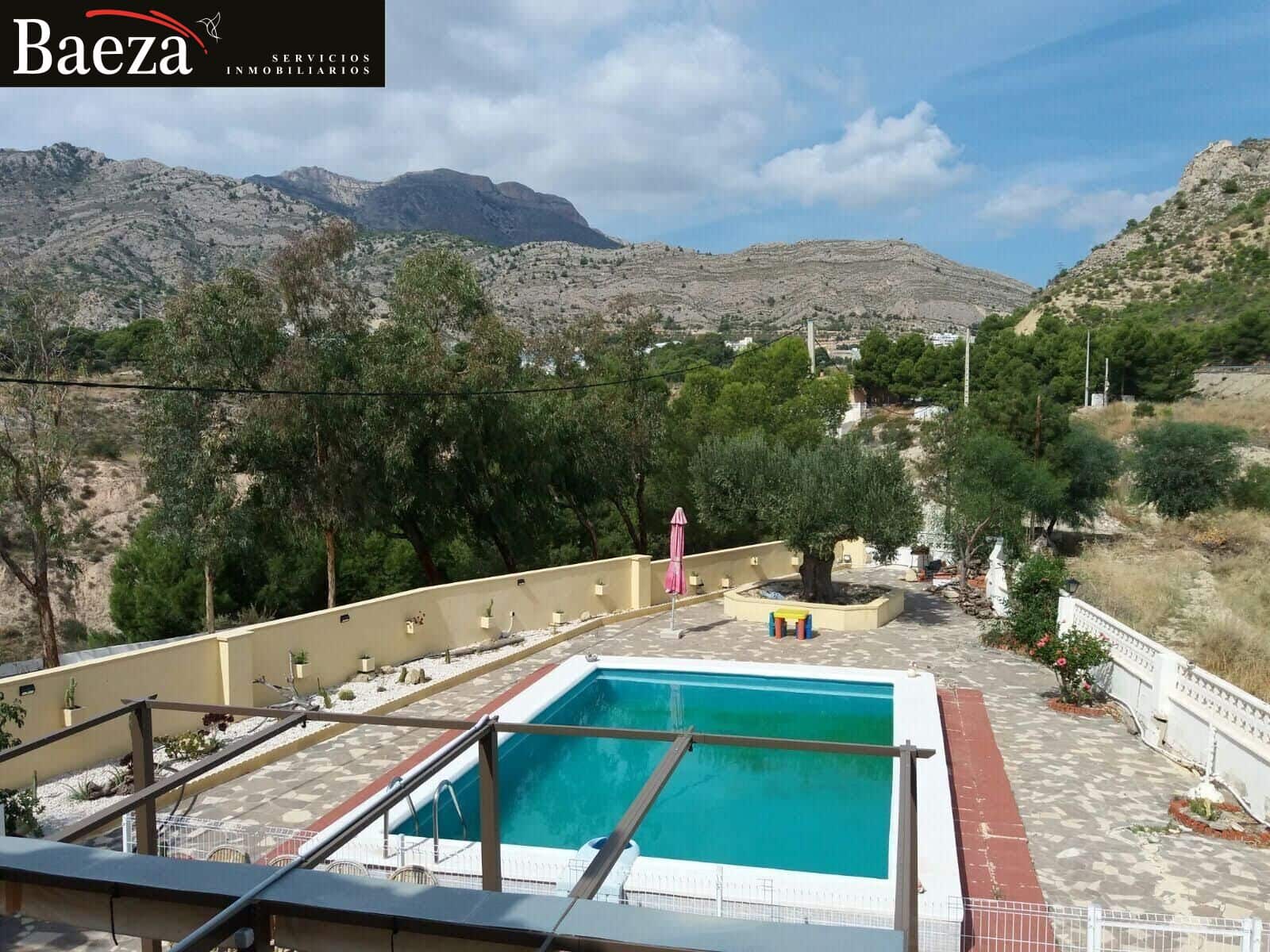 3 chambre Villa/Maison à vendre à Jijona / Xixona avec piscine - 193 000 € (Ref: 9509682)