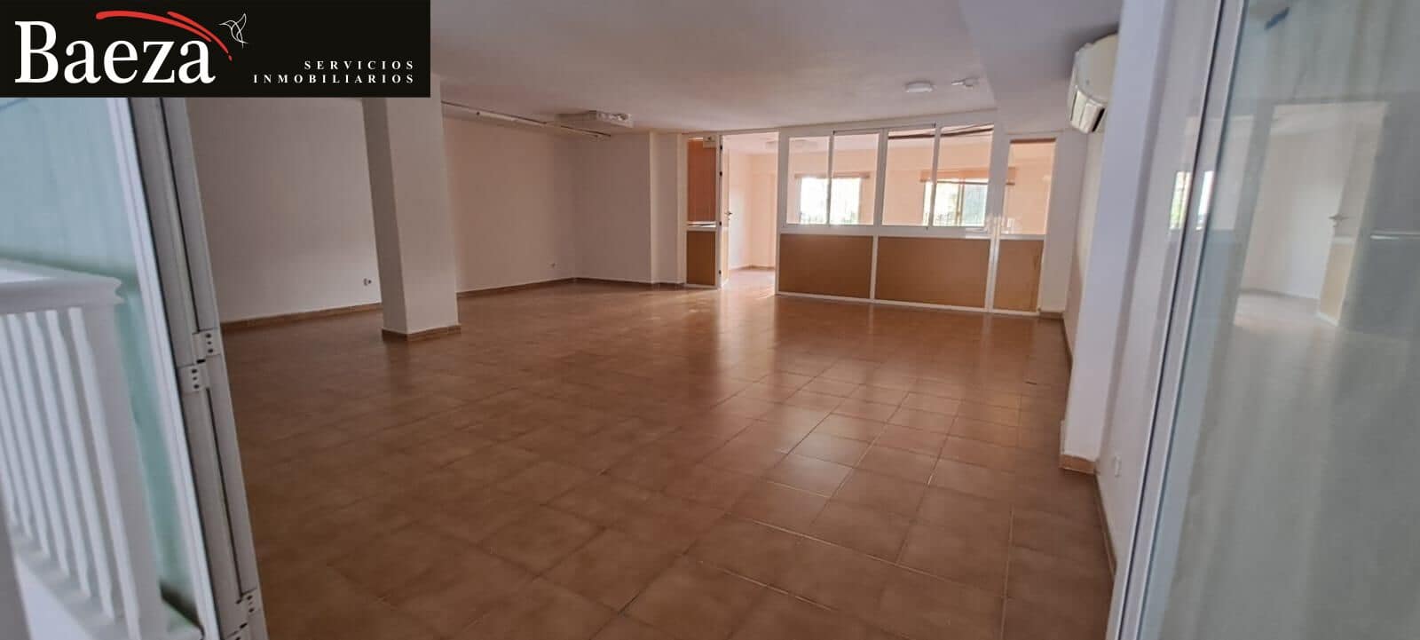 3 bedroom Commercial for rent in San Juan de Alicante / Sant Joan d'Alacant with pool - € 1,300 (Ref: 9509683)