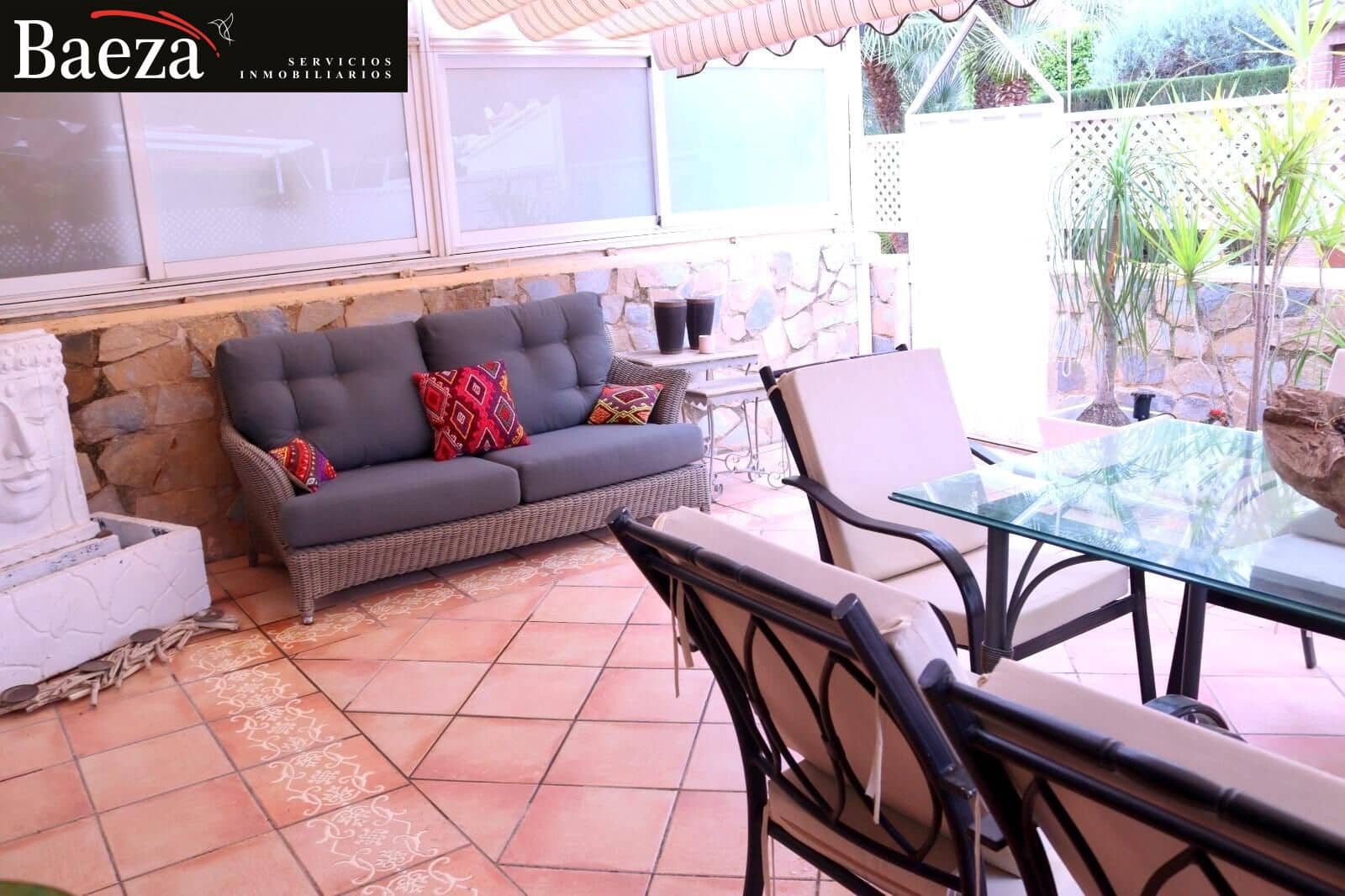 4 soverom Bungalow til salgs i Alicante by med svømmebasseng garasje - € 590 000 (Ref: 9509684)