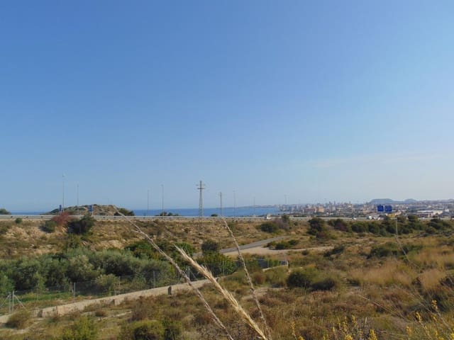 Undeveloped Land for sale in Coveta Fuma, El Campello - € 55,000 (Ref: 9509687)