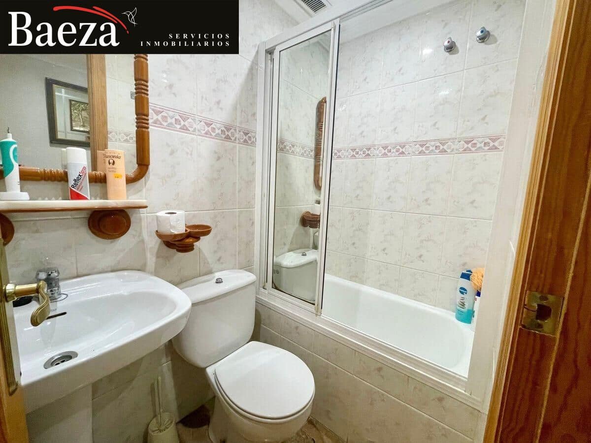 2 bedroom Flat for sale in Muchamiel / Mutxamel with garage - € 210,000 (Ref: 9509689)