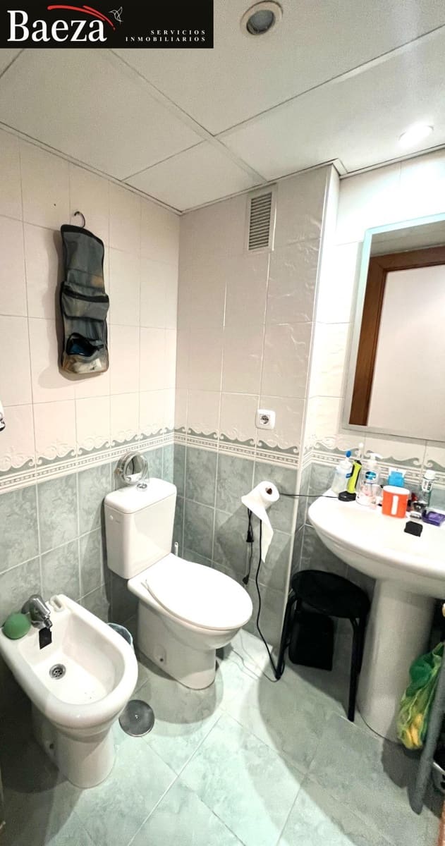 4 makuuhuone Asunto myytävänä paikassa Alicante kaupunki mukana 
autotalli - 350 000 € (Ref: 9509692)