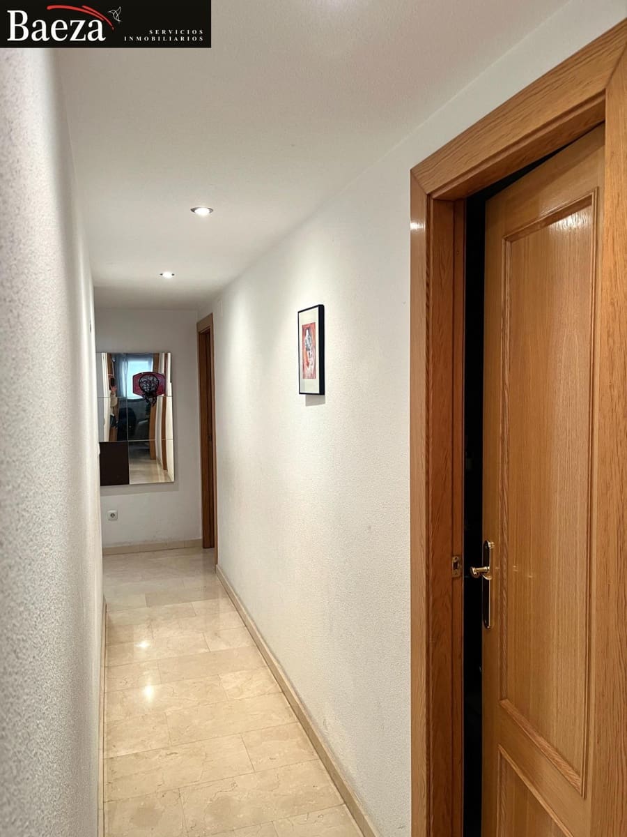 4 makuuhuone Asunto myytävänä paikassa Alicante kaupunki mukana 
autotalli - 350 000 € (Ref: 9509692)