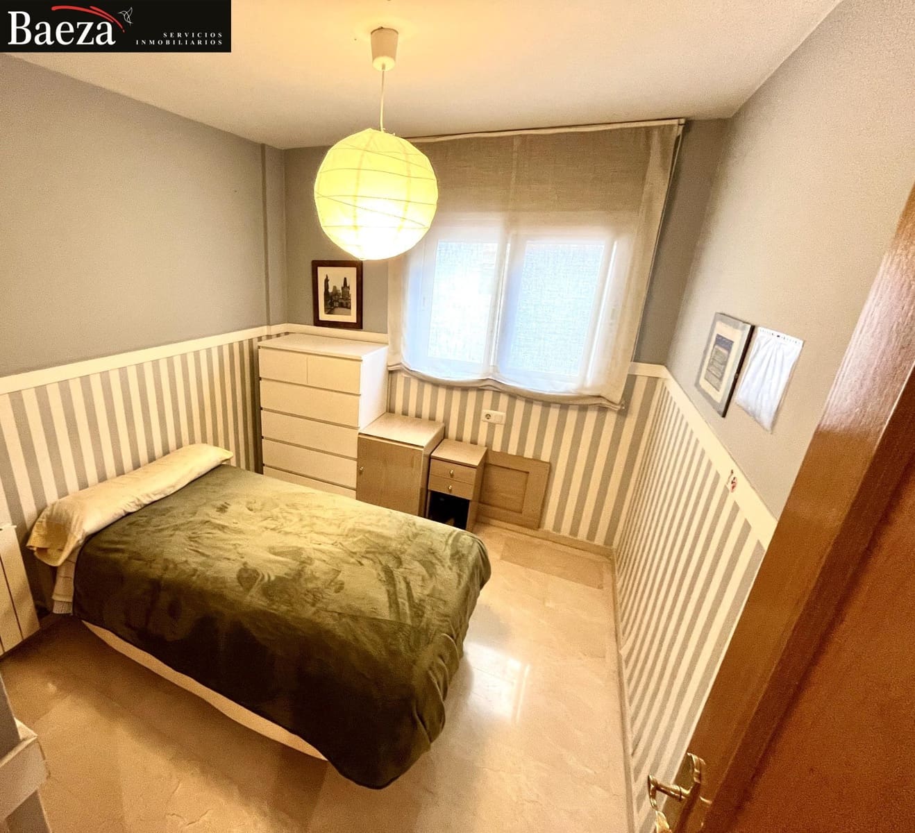 4 makuuhuone Asunto myytävänä paikassa Alicante kaupunki mukana 
autotalli - 350 000 € (Ref: 9509692)