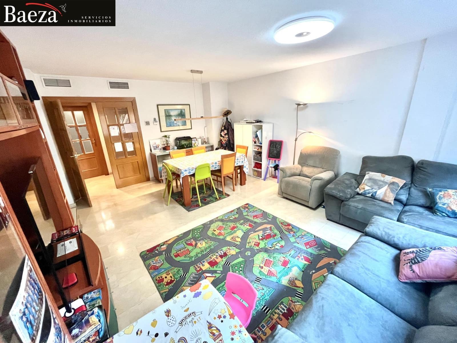 4 makuuhuone Asunto myytävänä paikassa Alicante kaupunki mukana 
autotalli - 350 000 € (Ref: 9509692)