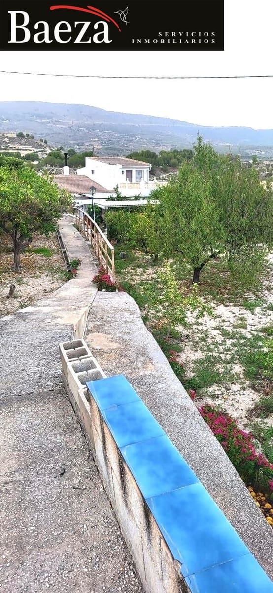 3 chambre Villa/Maison à vendre à Jijona / Xixona avec piscine - 175 000 € (Ref: 9509694)