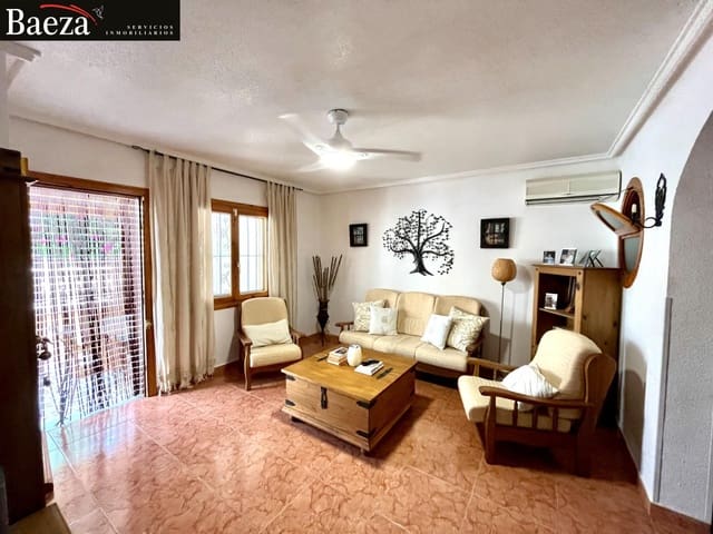 Pareado de 3 habitaciones en Playa Flamenca, Orihuela en venta con piscina - 210.000 € (Ref: 9509696)