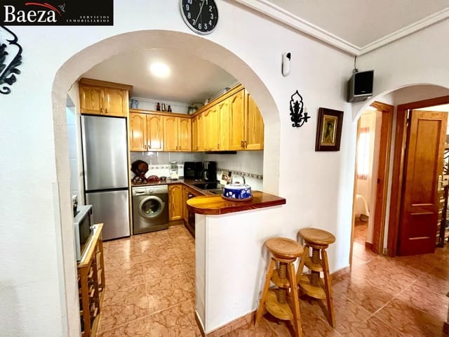 3 soveværelse Semi-Rækkehus til salg i Playa Flamenca, Orihuela med swimmingpool - € 210.000 (Ref: 9509696)