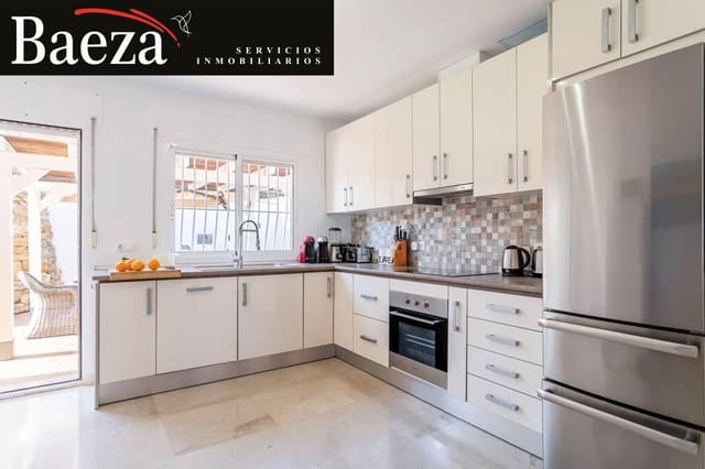 Chalet de 3 habitaciones en Cala d'Or, El Campello en venta con piscina garaje - 599.000 € (Ref: 9509698)