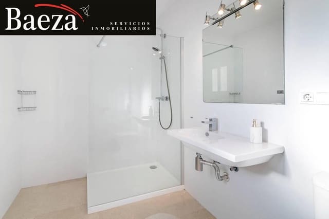 Chalet de 3 habitaciones en Cala d'Or, El Campello en venta con piscina garaje - 599.000 € (Ref: 9509698)