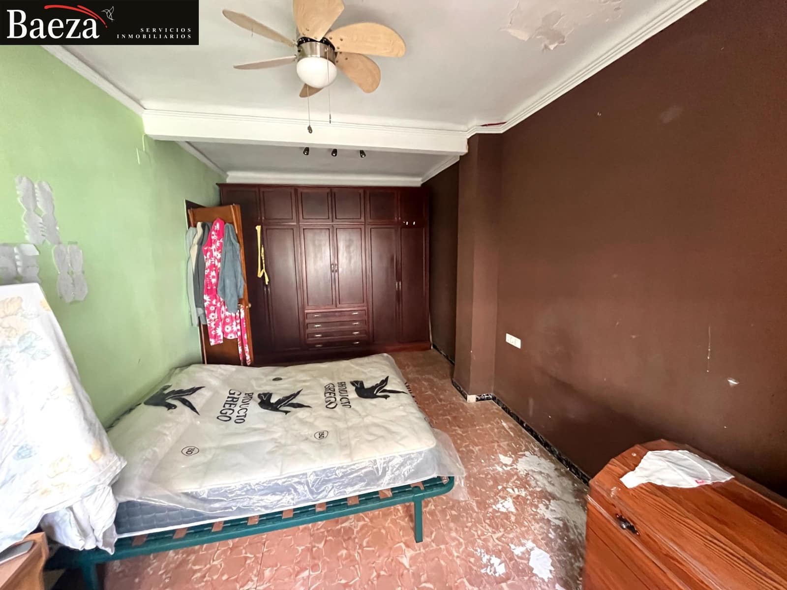 4 bedroom Townhouse for sale in Alicante / Alacant city with garage - € 360,000 (Ref: 9509702)