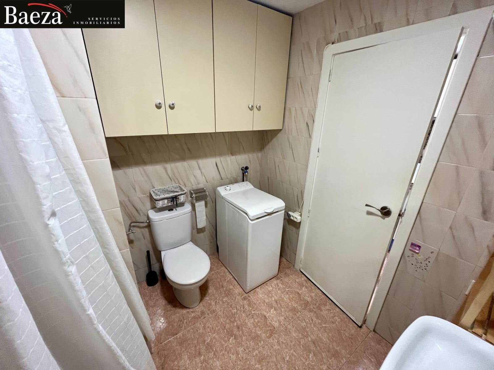 Yksiö vuokrattavana paikassa Alicante kaupunki - 850 € (Ref: 9518882)