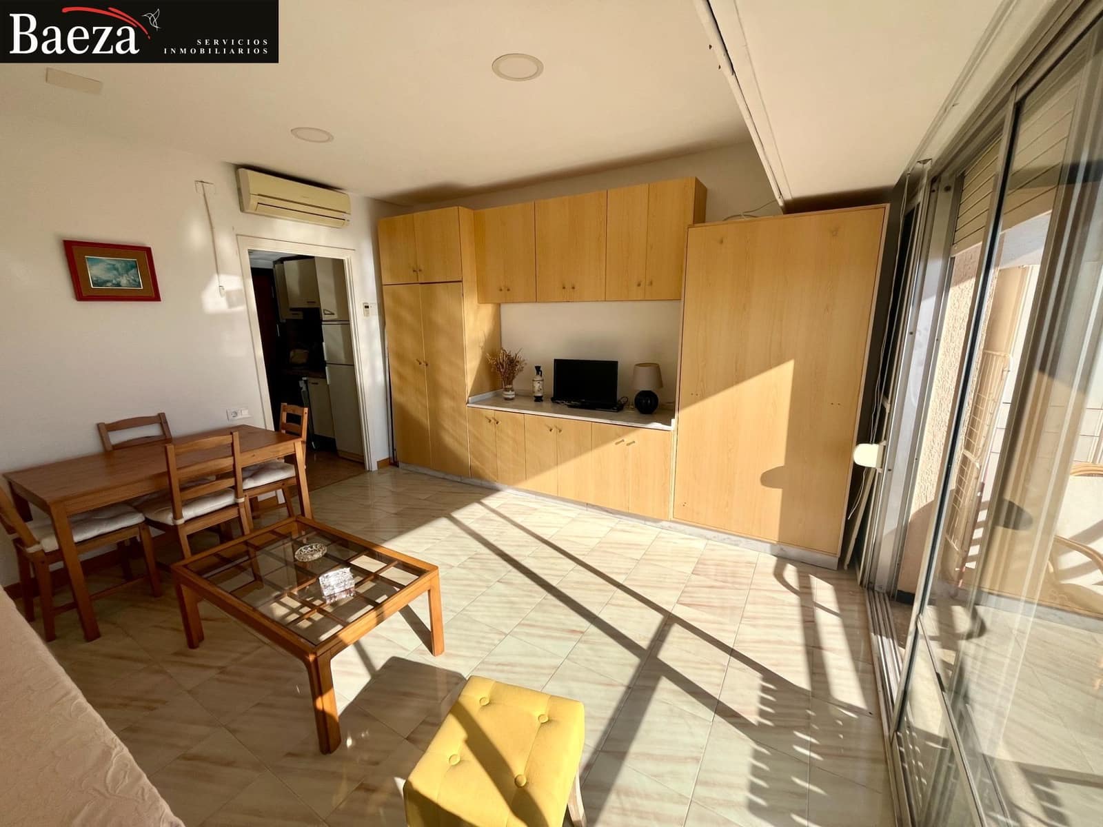 Yksiö vuokrattavana paikassa Alicante kaupunki - 850 € (Ref: 9518882)