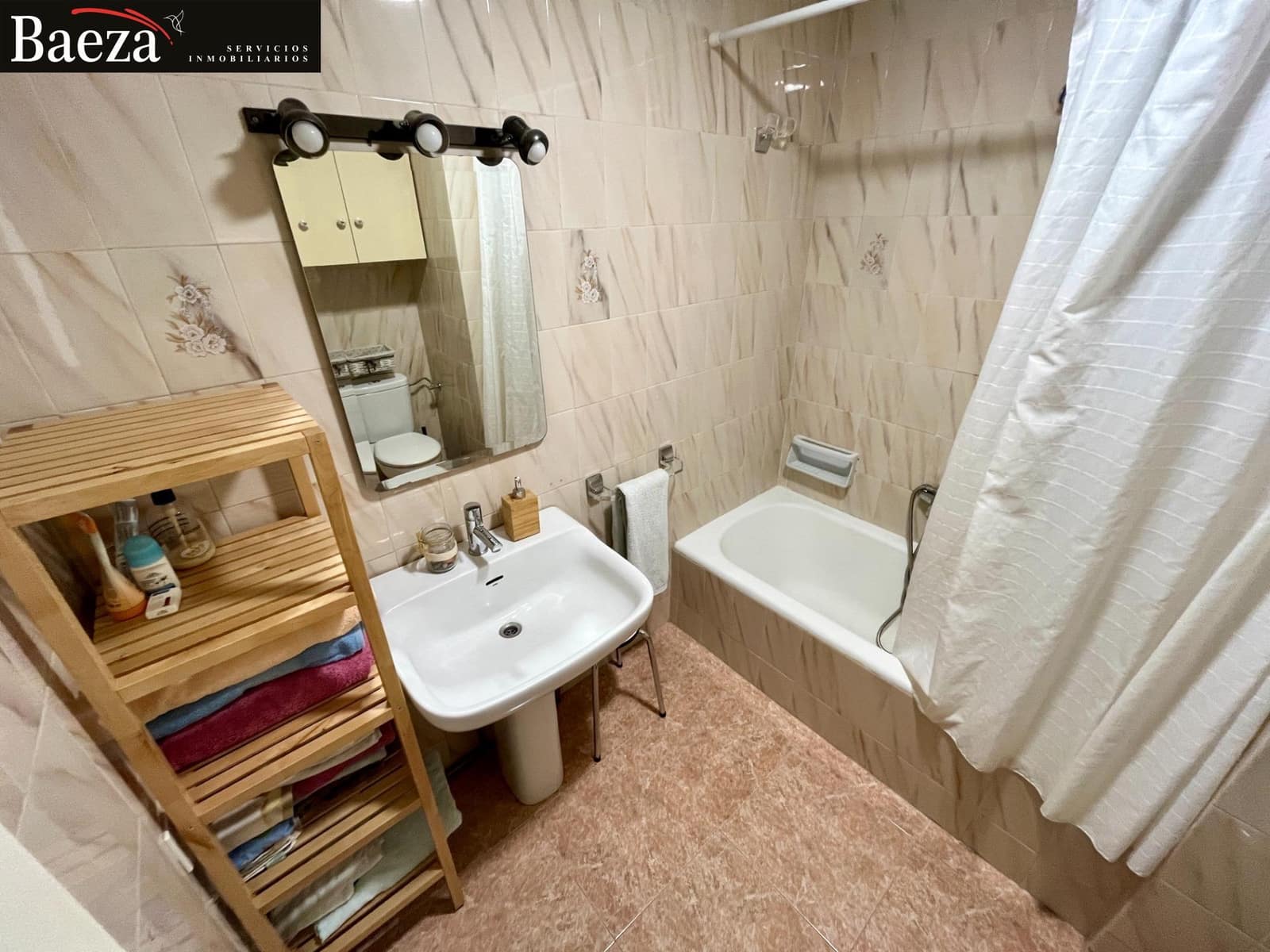 Yksiö vuokrattavana paikassa Alicante kaupunki - 850 € (Ref: 9518882)