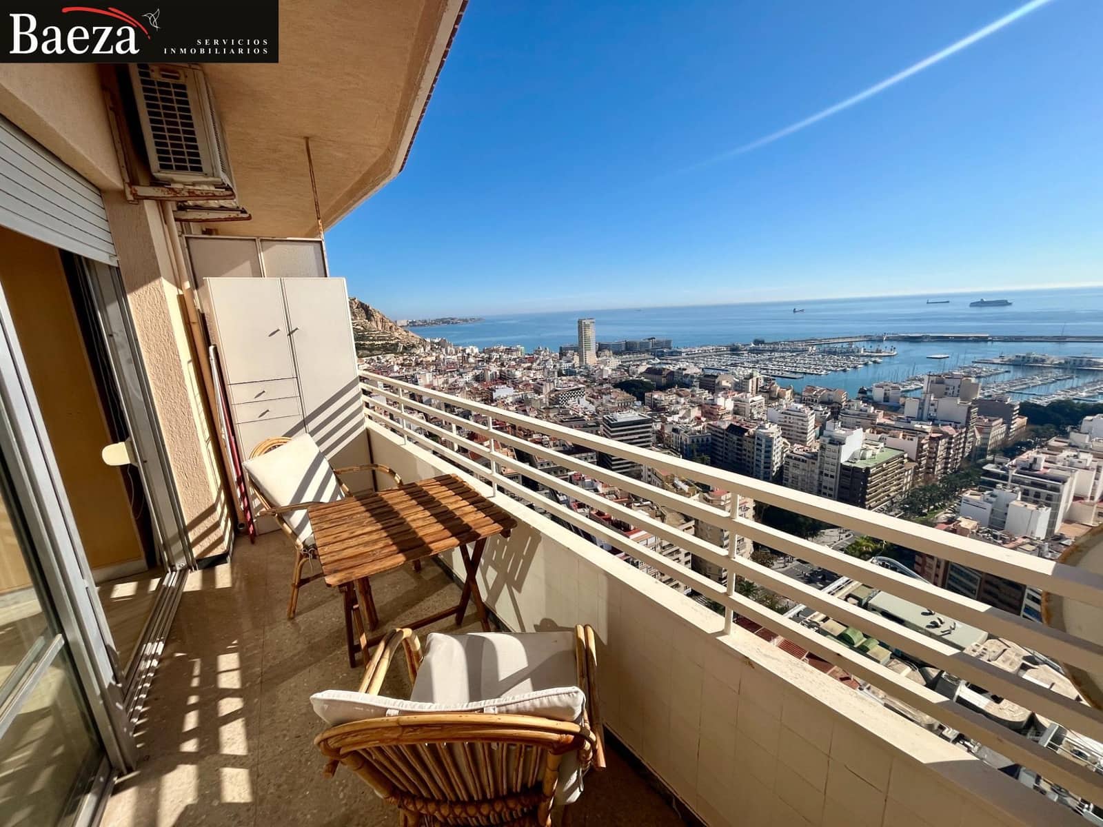 Yksiö vuokrattavana paikassa Alicante kaupunki - 850 € (Ref: 9518882)