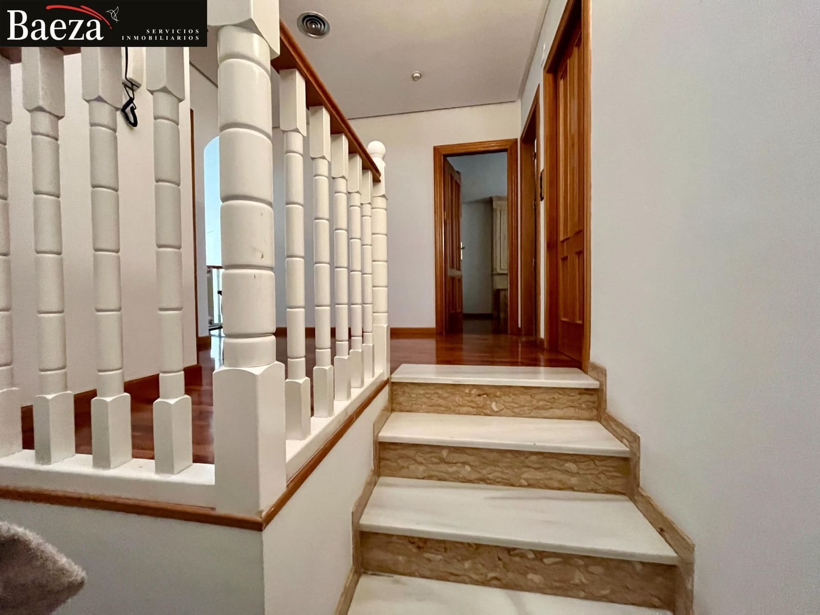 3 sypialnia Dom na sprzedaż w Petrel / Petrer z garażem - 399 000 € (Ref: 9524274)