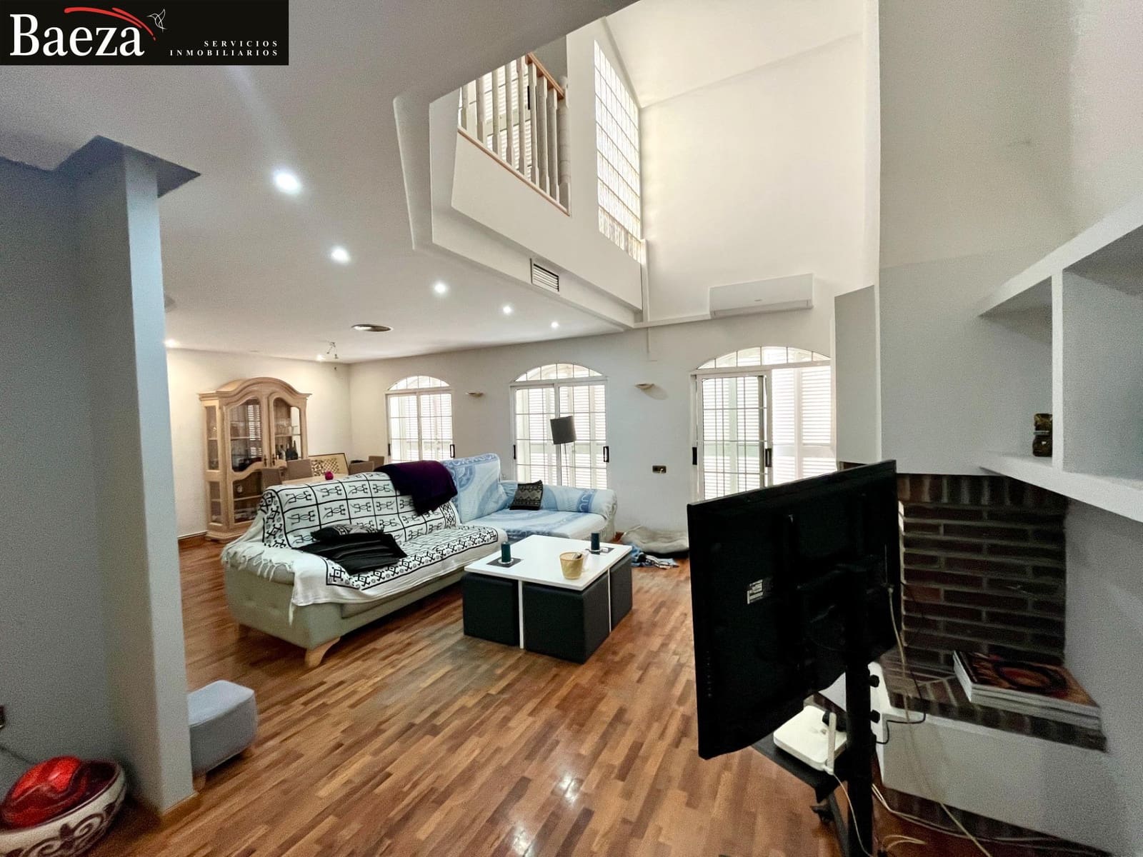 3 sypialnia Dom na sprzedaż w Petrel / Petrer z garażem - 399 000 € (Ref: 9524274)