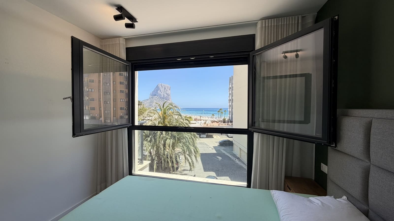 2 Zimmer Apartment zu verkaufen in Calpe / Calp mit Pool - 465.000 € (Ref: 9852286)