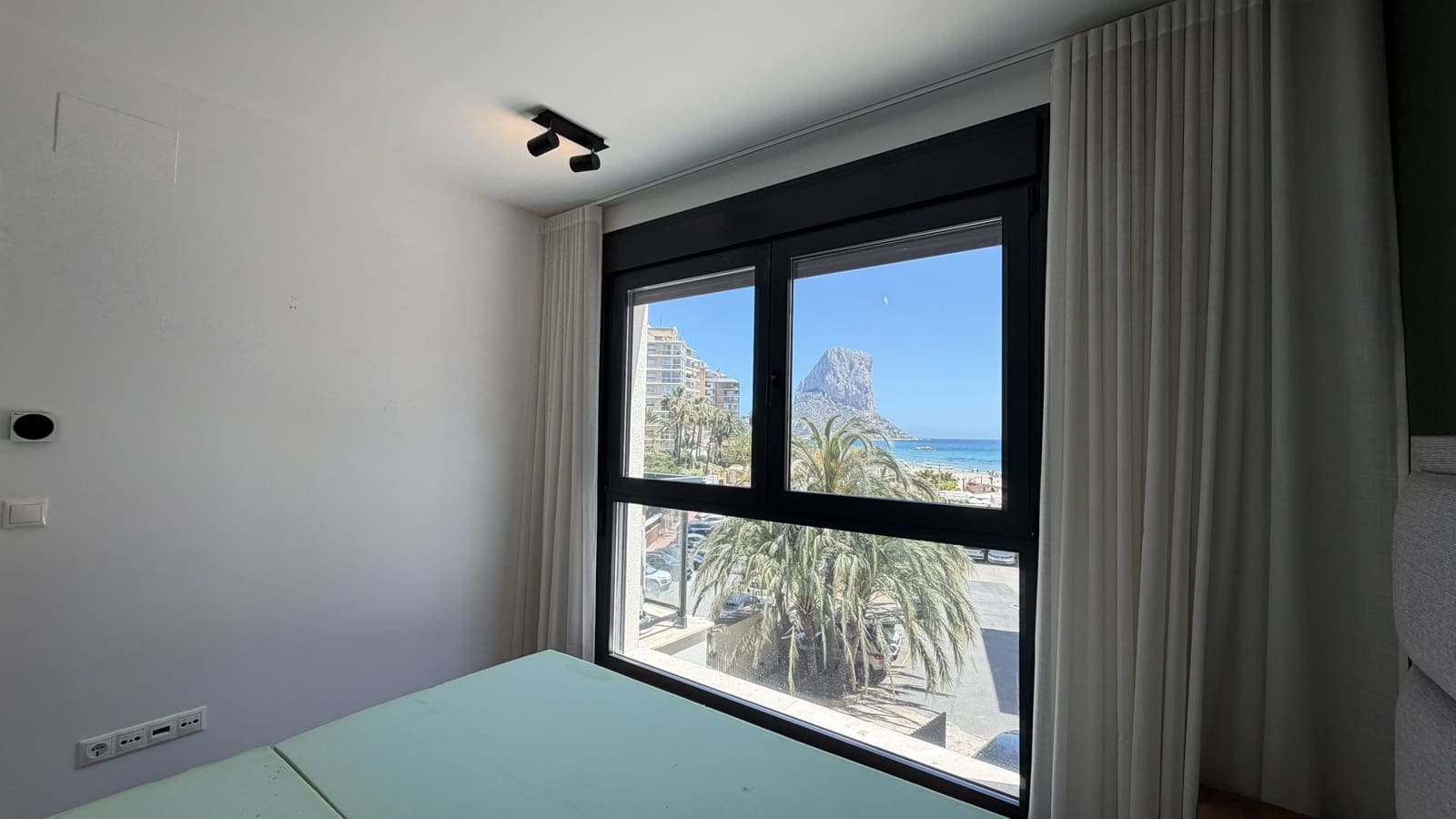 2 Zimmer Apartment zu verkaufen in Calpe / Calp mit Pool - 465.000 € (Ref: 9852286)